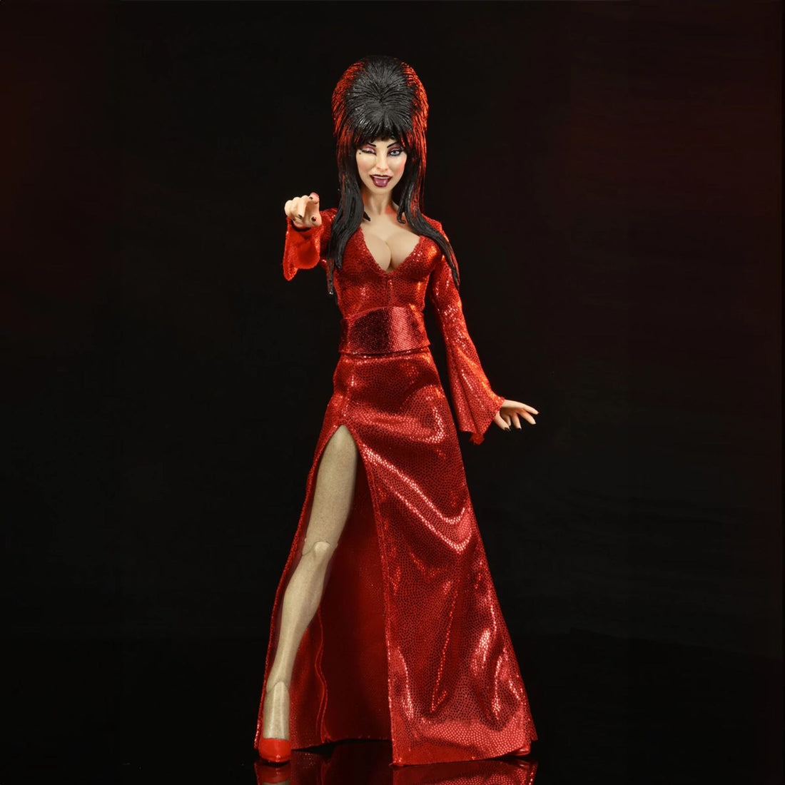 ELVIRA – 8” CLOTHED ACTION FIGURE – ELVIRA “RED, FRIGHT, AND BOO”