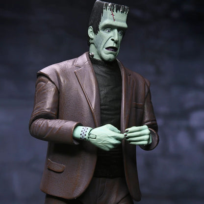 THE MUNSTERS (TV SERIES) - 7” SCALE ACTION FIGURE - ULTIMATE HERMAN MUNSTER