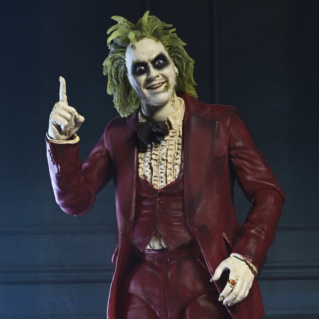 BEETLEJUICE BEETLEJUICE - 7" SCALE ACTION FIGURE - ULTIMATE "RED TUXEDO" BEETLEJUICE
