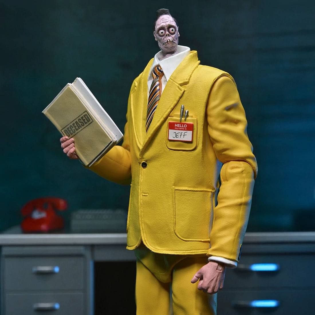 BEETLEJUICE BEETLEJUICE - 7&quot; SCALE ACTION FIGURE - ULTIMATE BOB