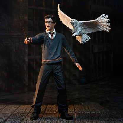 HARRY POTTER - 7" SCALE ACTION FIGURE - LEGACY COLLECTION - HARRY POTTER