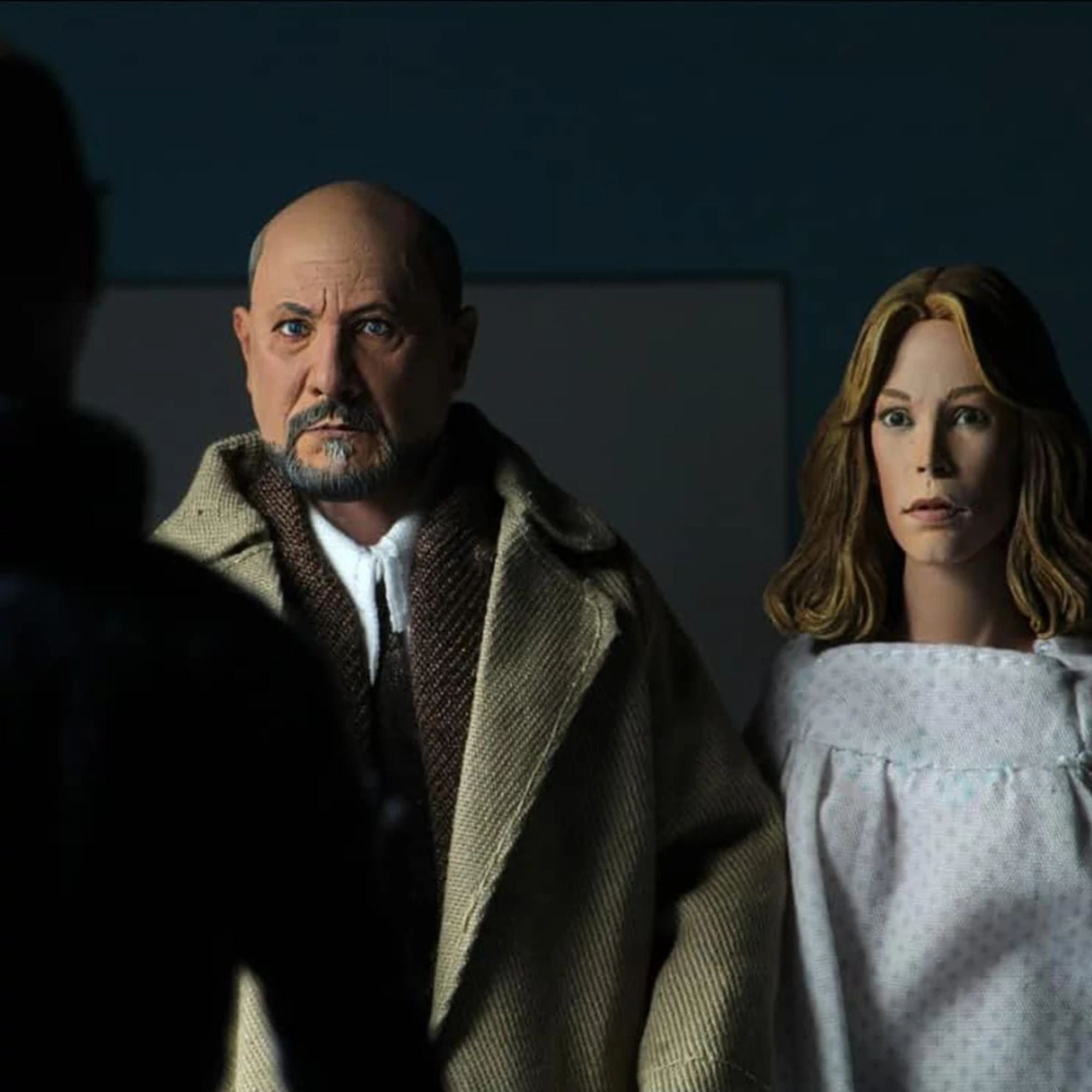 HALLOWEEN 2 (1981) 8” CLOTHED ACTION FIGURE 2 PACK- DR. LOOMIS AND LAURIE STRODE