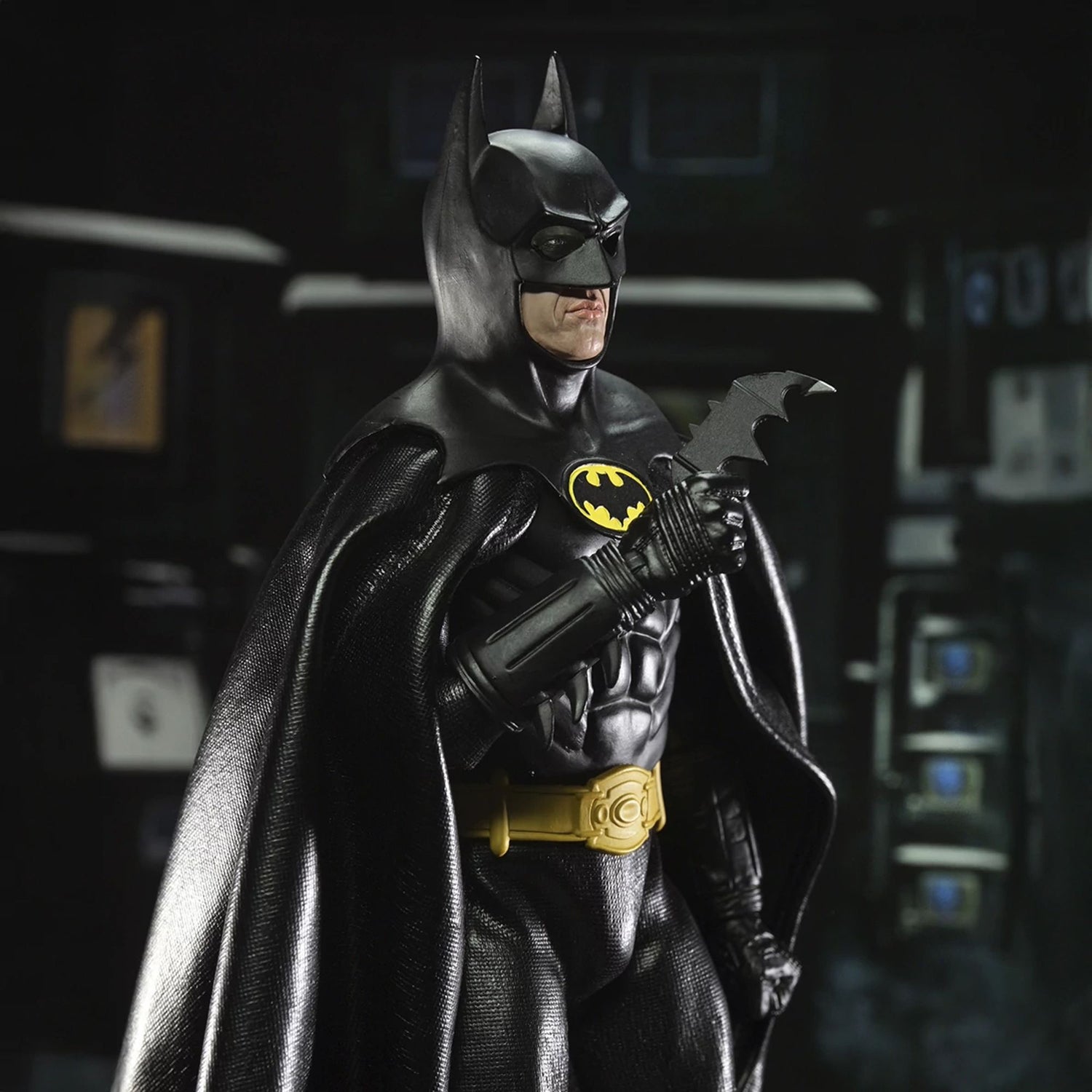 BATMAN (1989 FILM) - 8” CLOTHED ACTION FIGURE - BATMAN